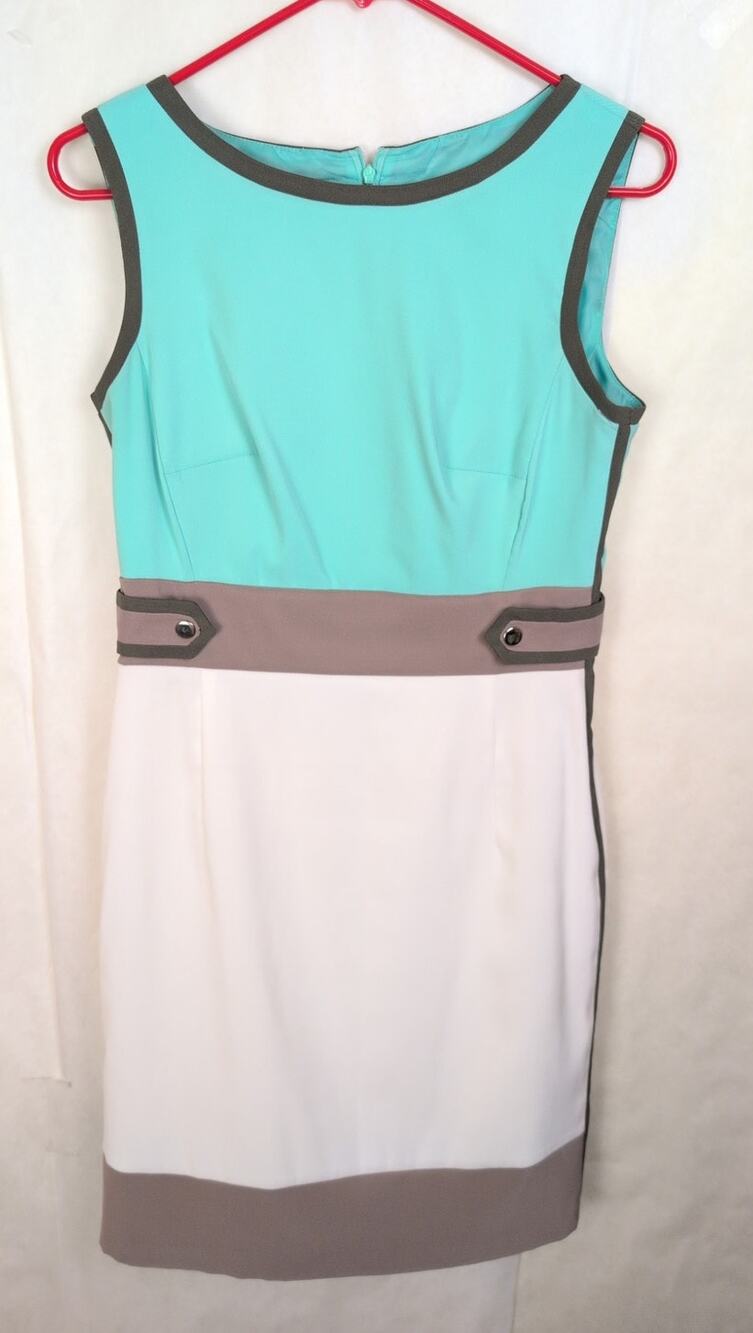 Roz and Ali green and white colorblock sheath dress Size 4 Career Office Coastal